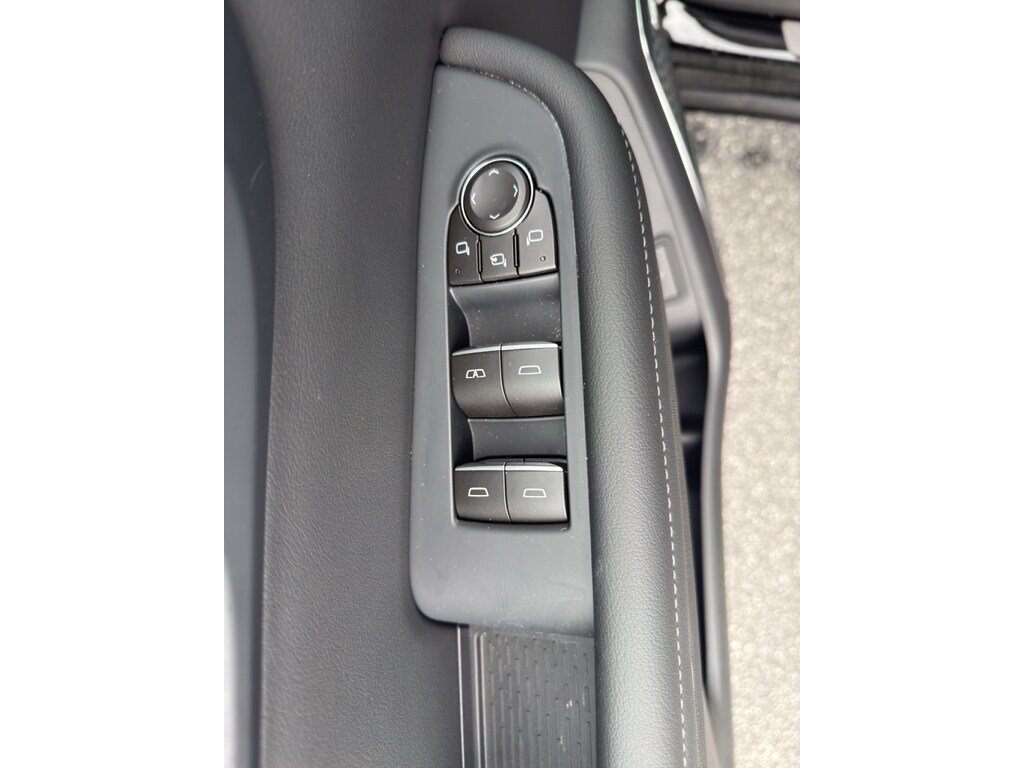 New 2026 Buick Enclave Sport Touring w/ Power Package FWD image 7