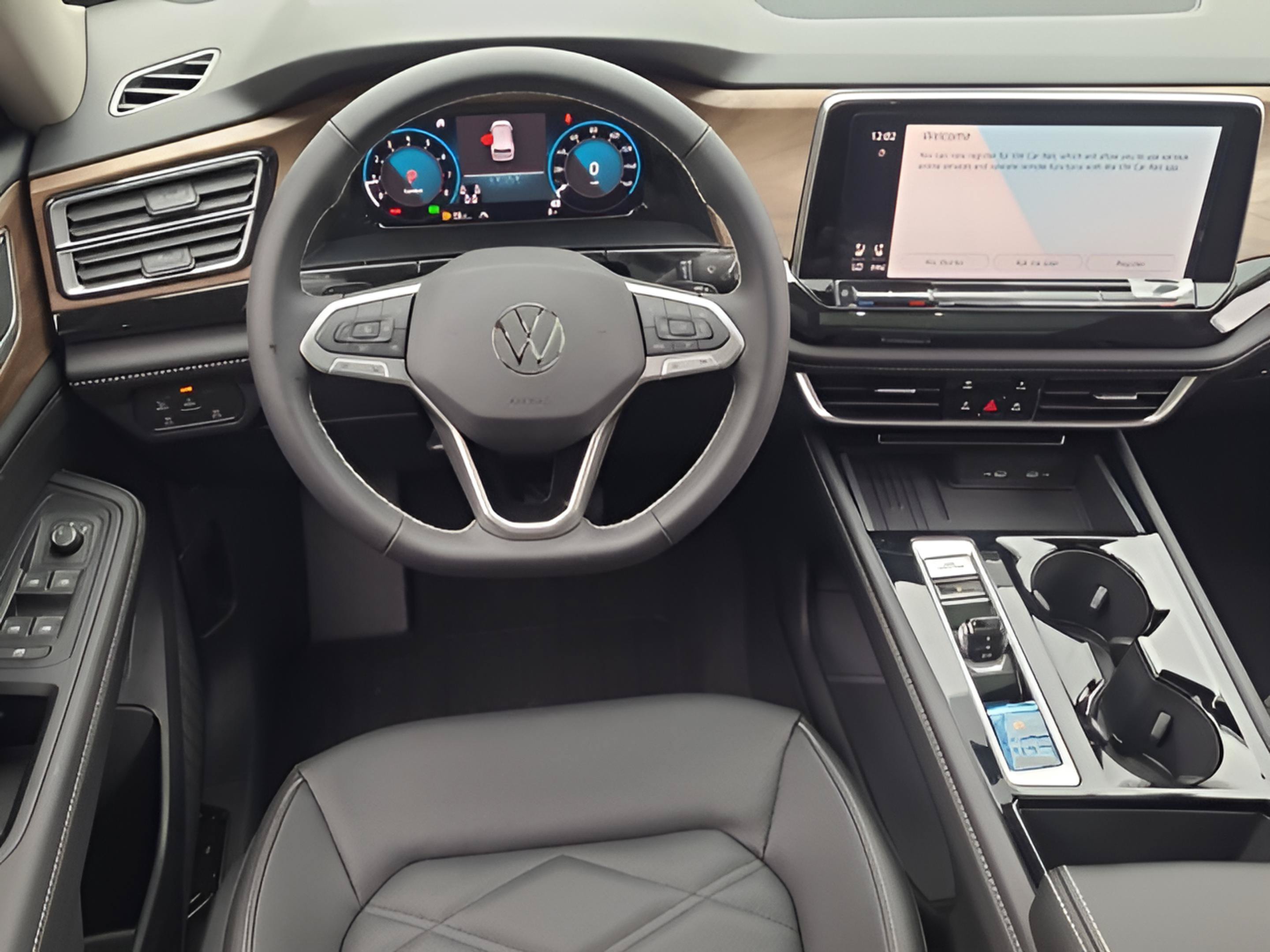 New 2026 Volkswagen Atlas SE FWD image 10