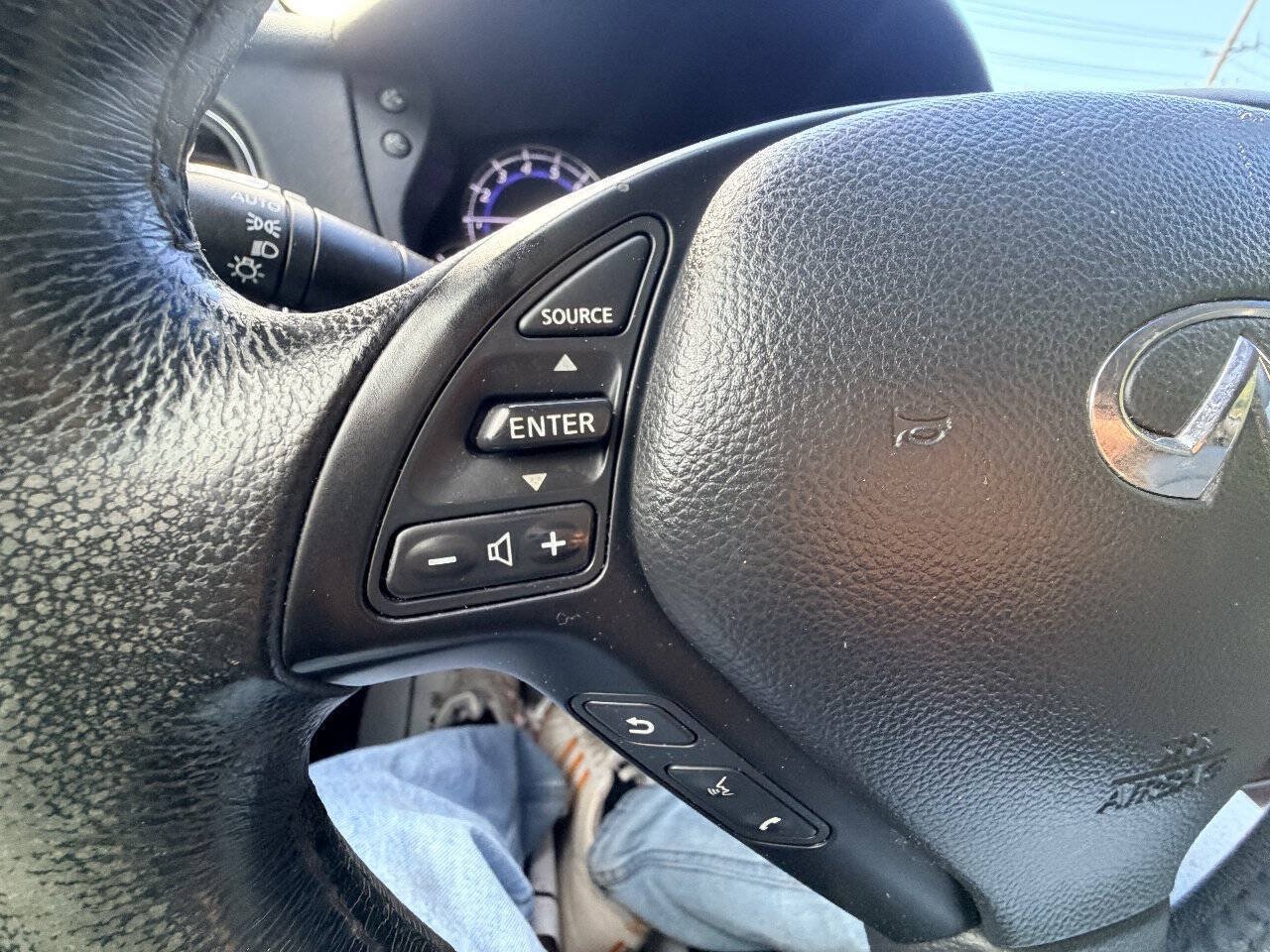 Used 2012 INFINITI EX35 Journey w/ Premium Pkg AWD/4WD image 7