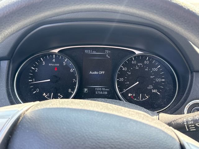 Used 2016 Nissan Rogue SV w/ SV Premium Package AWD/4WD image 23