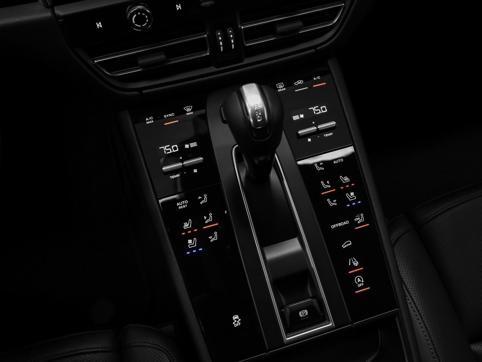 Certified 2026 Porsche Macan image 38