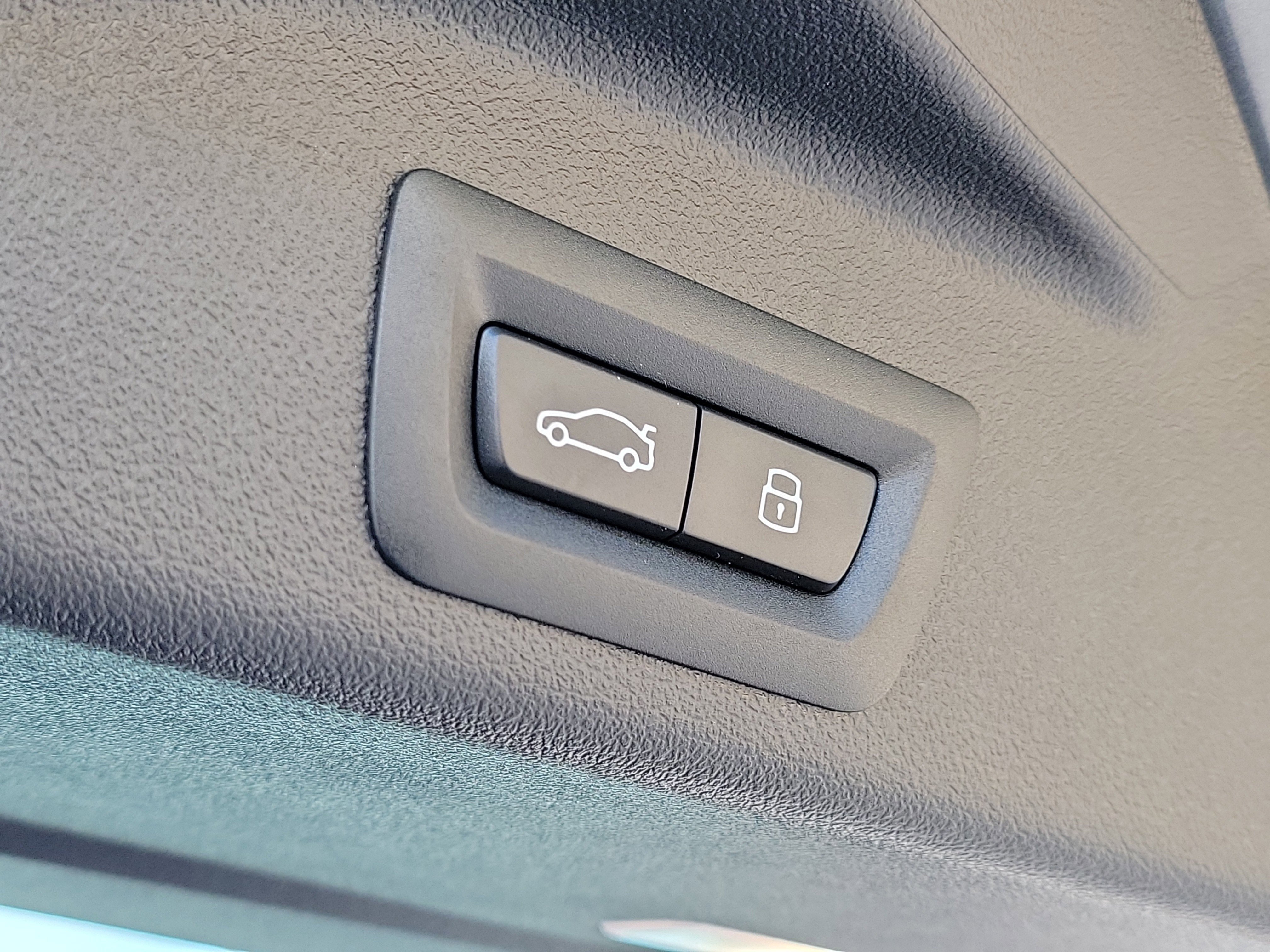 New 2026 BMW X5 sDrive40i w/ Climate Comfort Package image 7