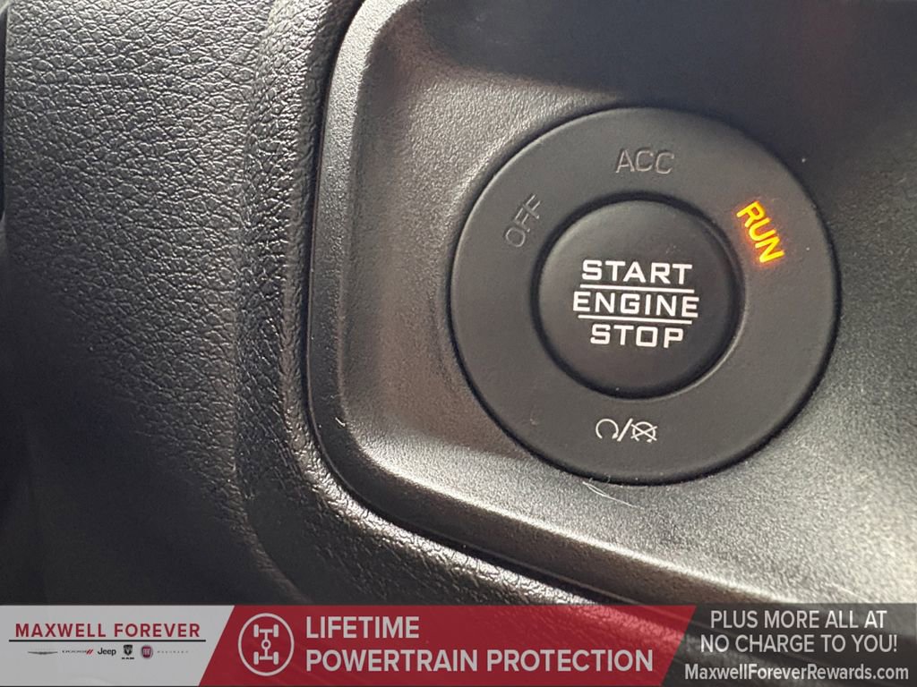 Used 2024 Jeep Gladiator Sport image 11