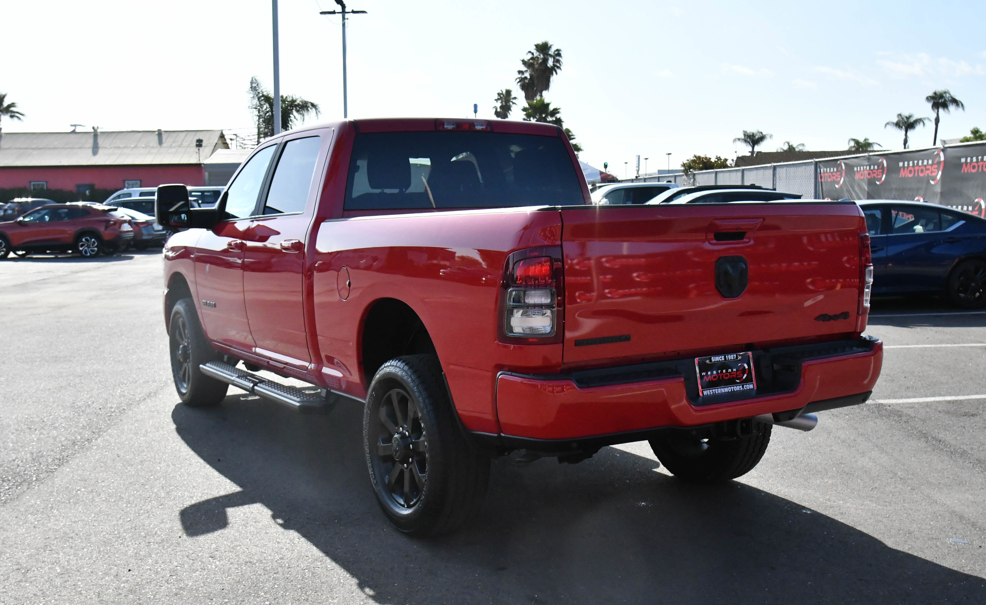 Used 2024 RAM 2500 Big Horn w/ Night Edition AWD/4WD image 6