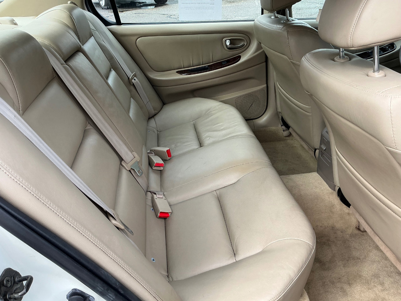 Used 2003 Nissan Maxima GLE image 10