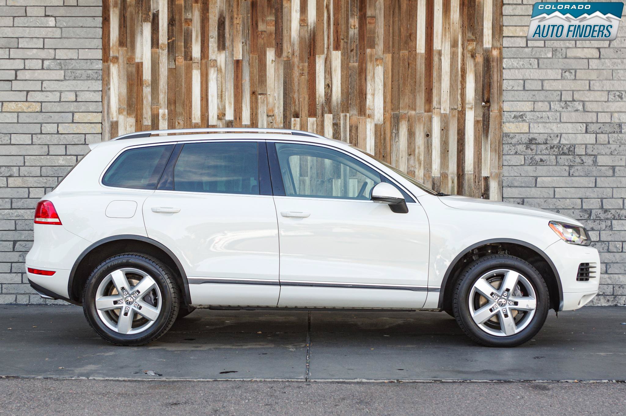 Used 2014 Volkswagen Touareg VR6 AWD/4WD image 8