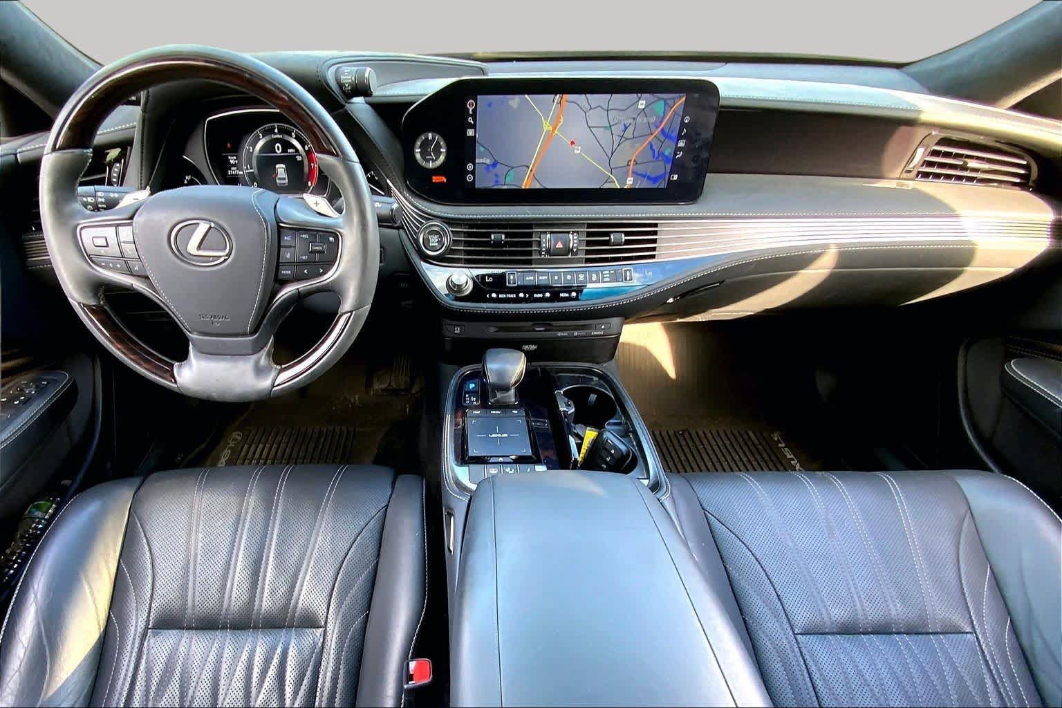Certified 2022 Lexus LS 500 AWD w/ Interior Upgrade Package image 16