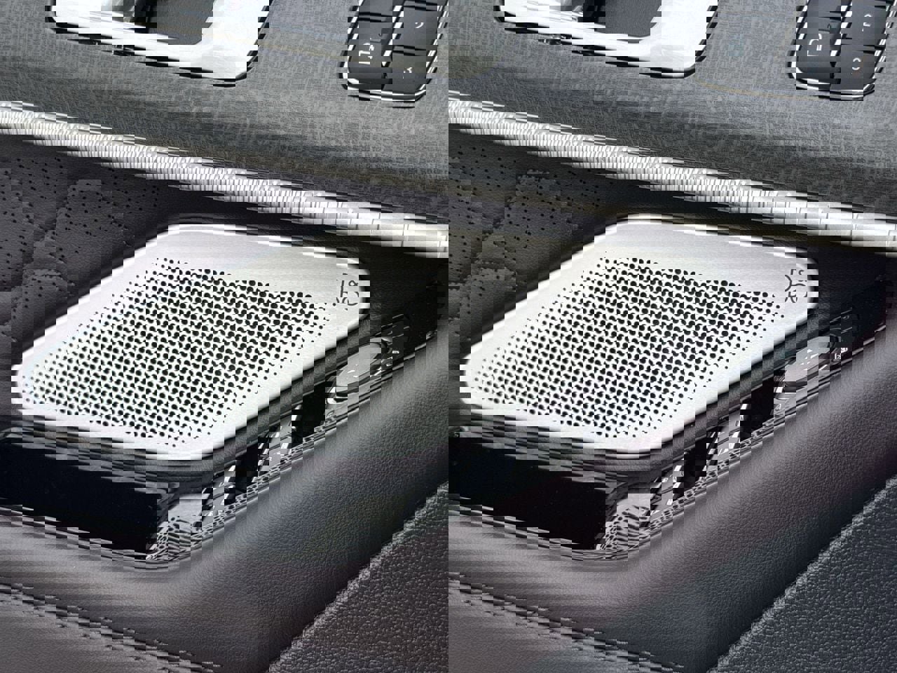 Used 2025 Ford Explorer Platinum w/ LUX Leather Package image 25