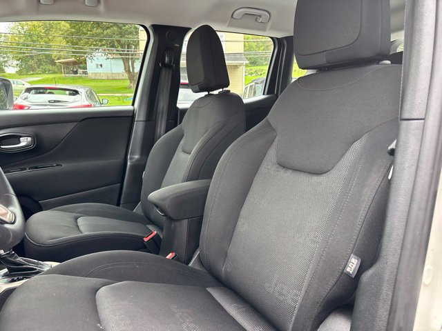 Used 2017 Jeep Renegade Sport w/ Power & Air Group FWD image 14