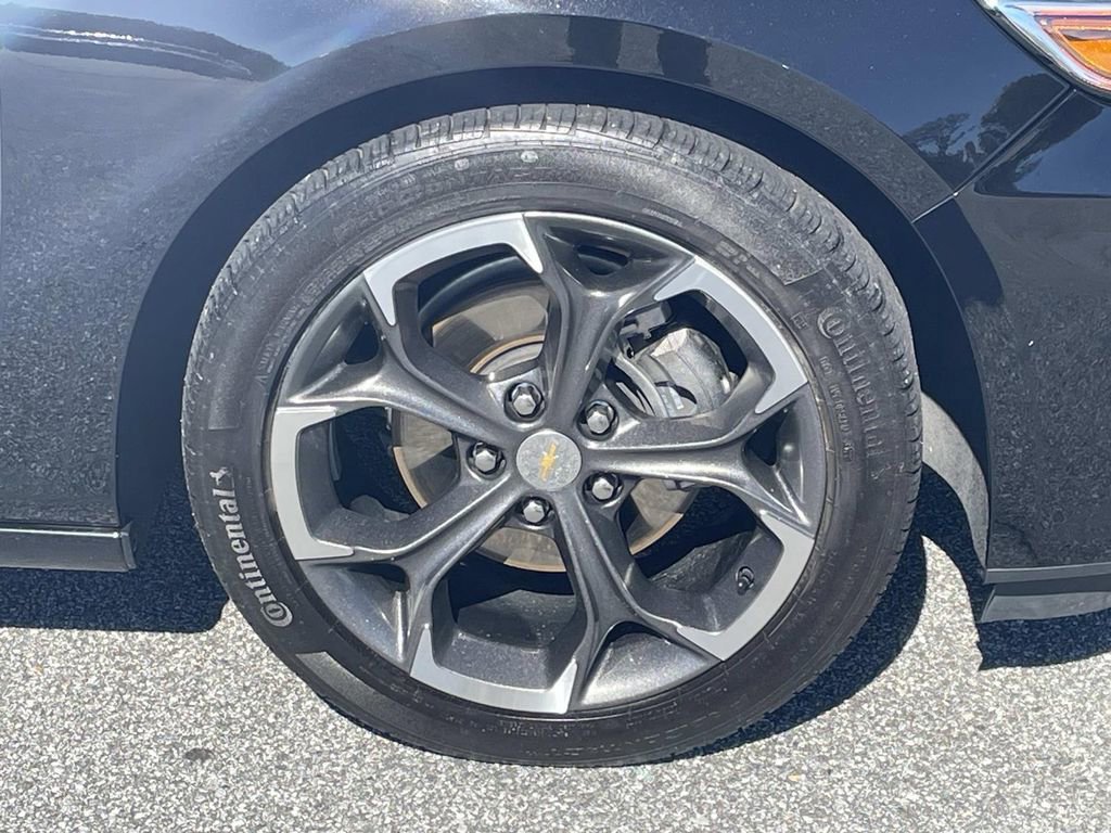 Used 2022 Chevrolet Malibu LT w/ Leather Package image 10