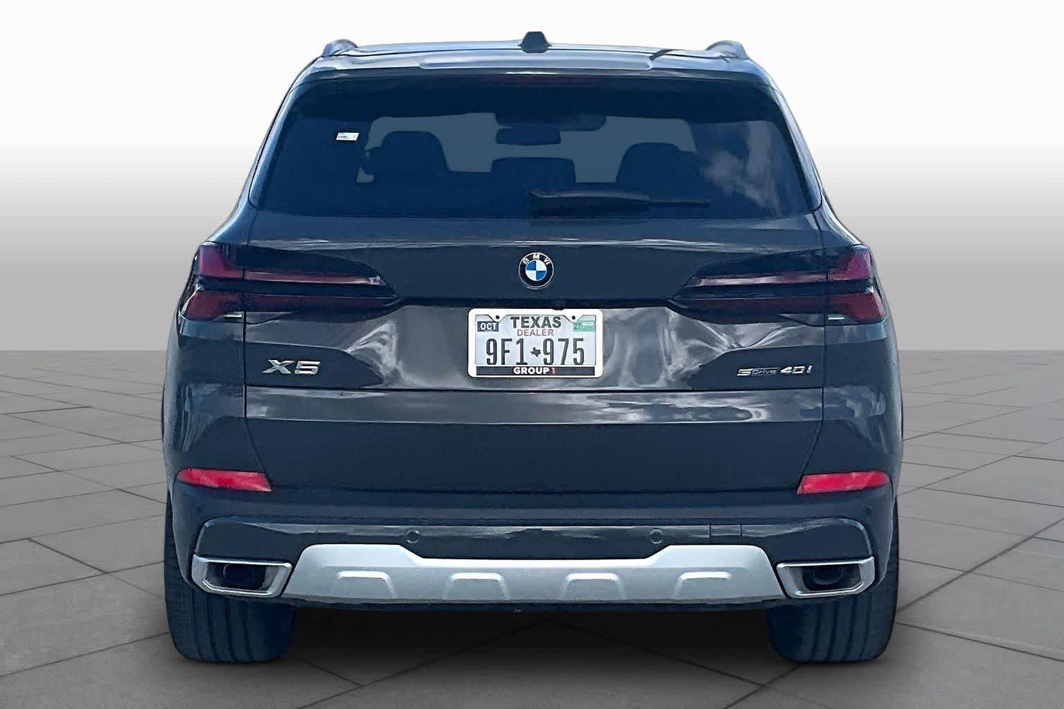Used 2026 BMW X5 sDrive40i w/ Climate Comfort Package RWD image 4