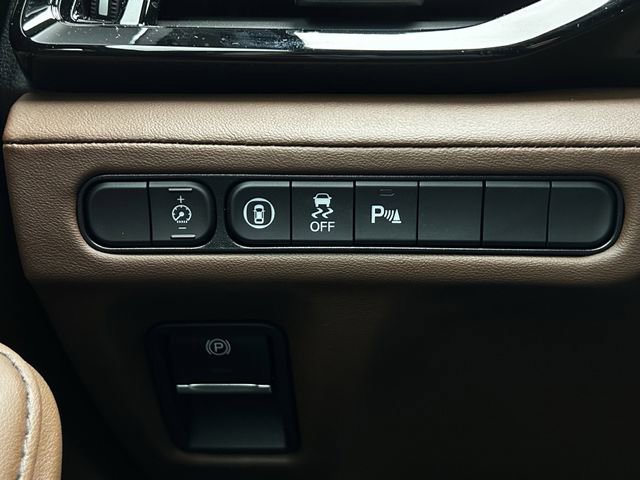 Certified 2025 Acura MDX w/ Technology Package FWD image 23