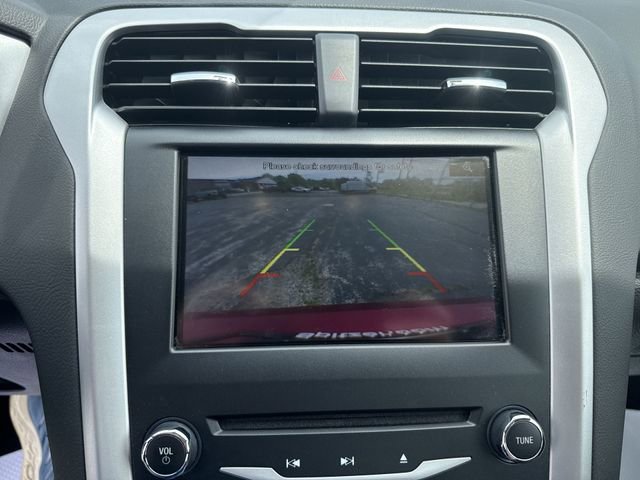 Used 2013 Ford Fusion SE FWD image 24