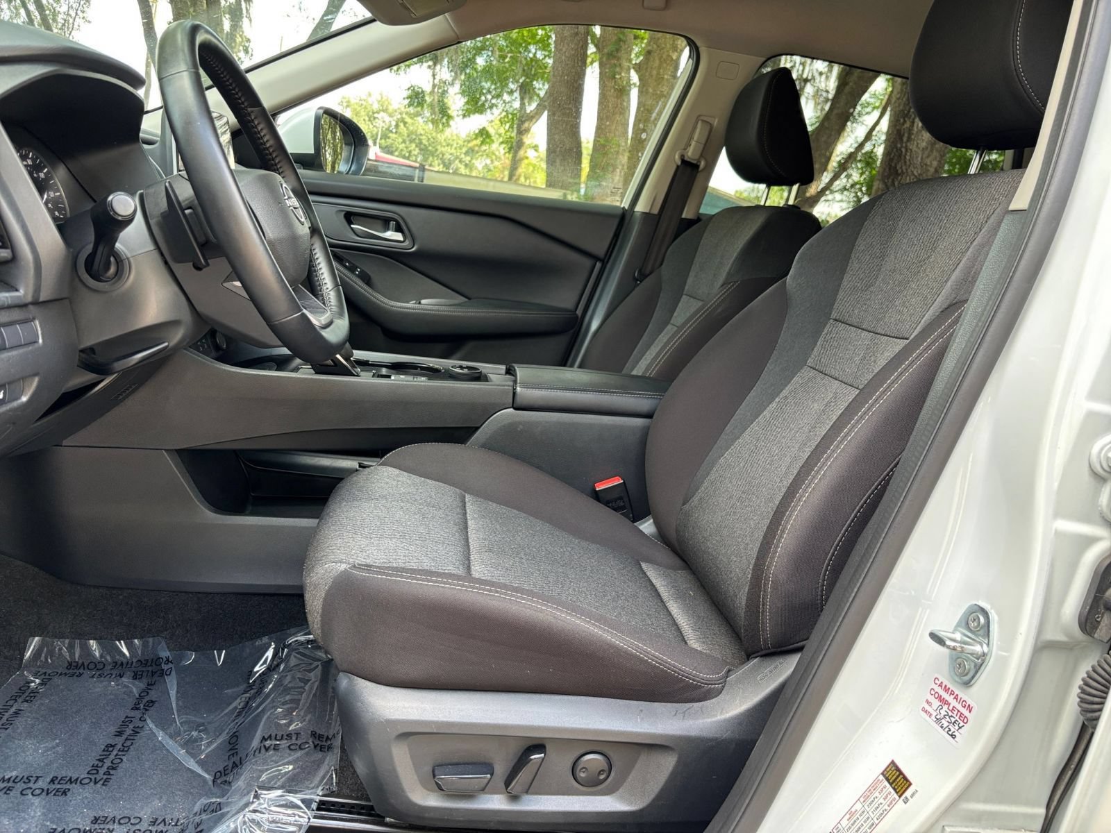 Used 2025 Nissan Rogue SV AWD/4WD image 28