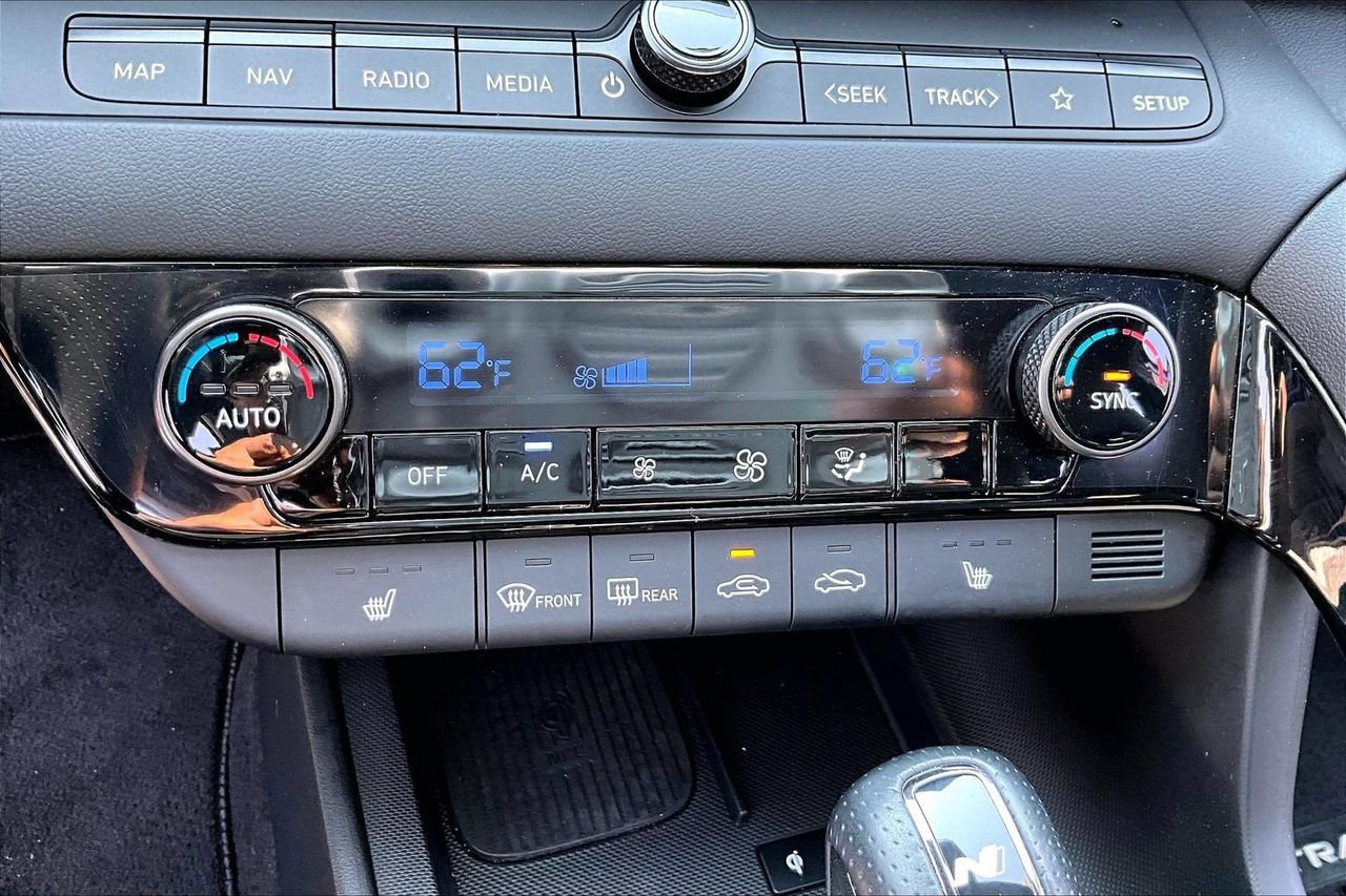 Used 2025 Hyundai Elantra N FWD image 17