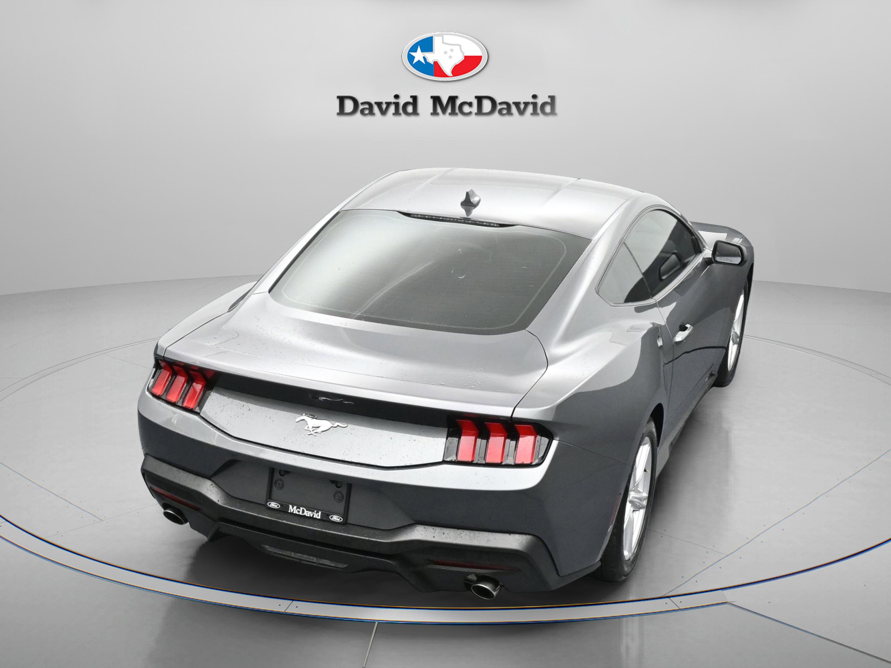 Used 2025 Ford Mustang EcoBoost image 30