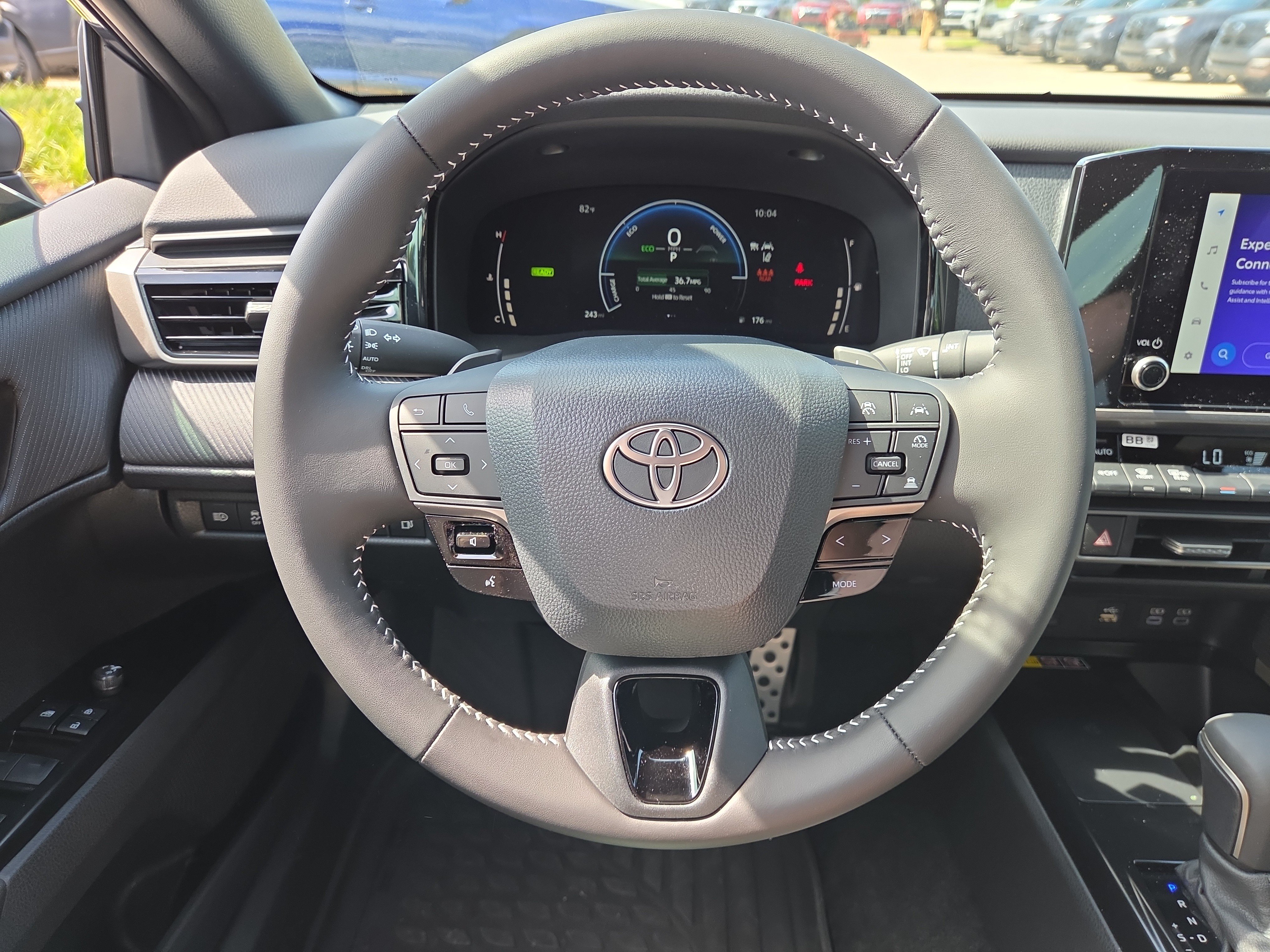 Used 2026 Toyota Camry SE FWD image 18