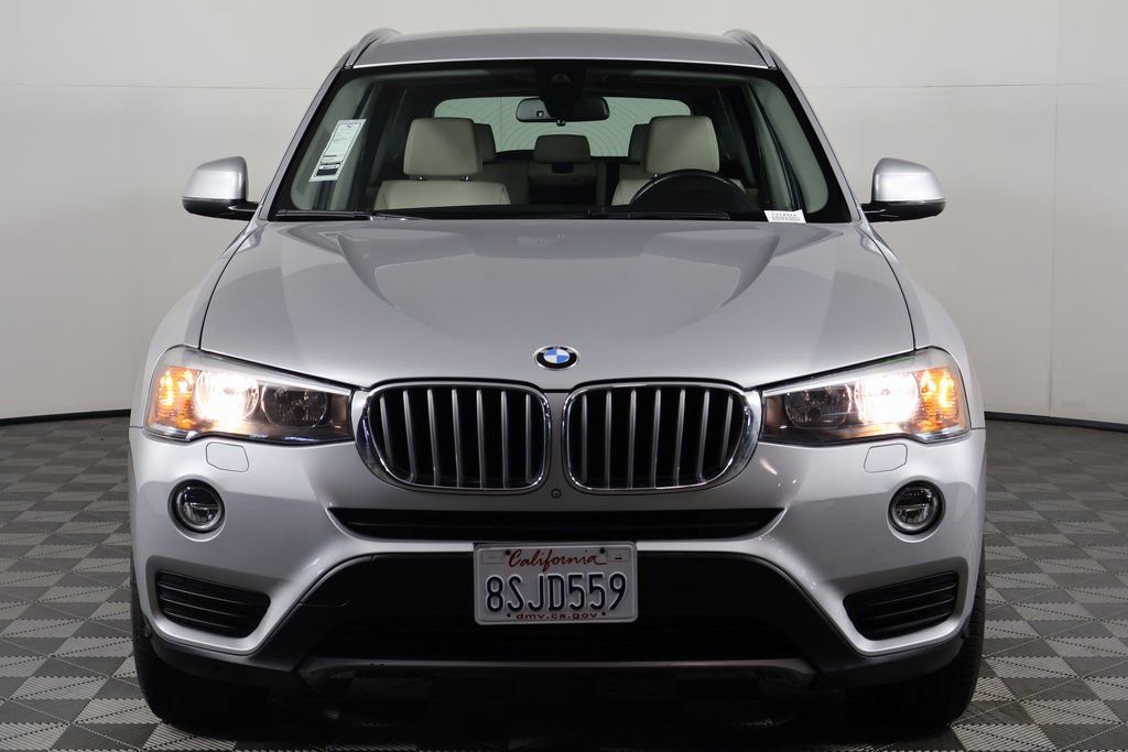Used 2017 BMW X3 sDrive28i RWD image 2