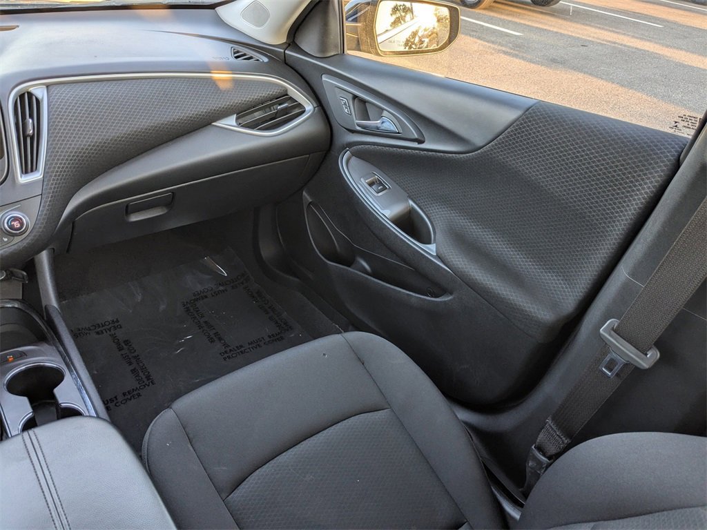 Certified 2024 Chevrolet Malibu LT image 17