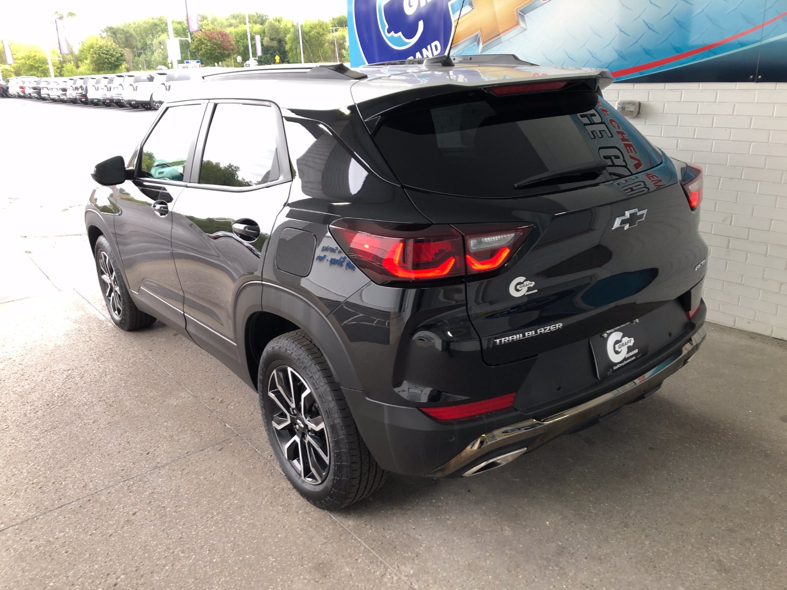 Used 2025 Chevrolet TrailBlazer ACTIV w/ Convenience Package FWD image 6