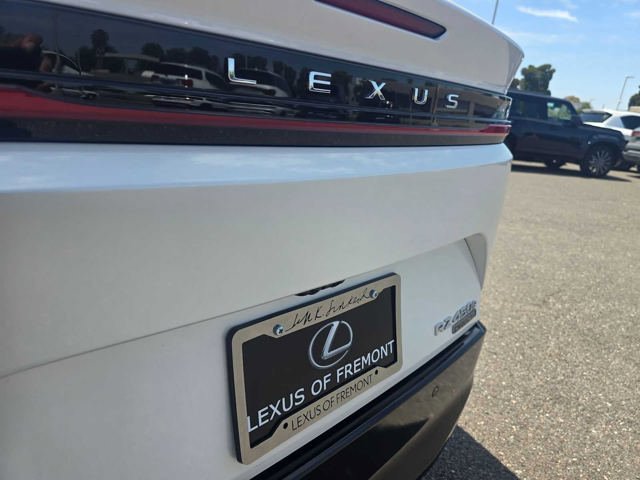 Certified 2024 Lexus RZ 450e Premium w/ Technology Package AWD/4WD image 13