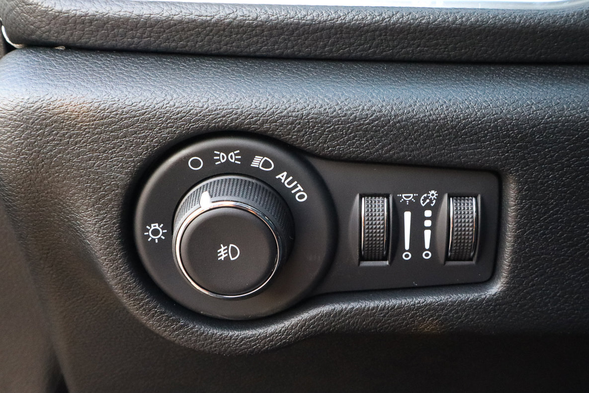 New 2026 Chrysler Pacifica Limited w/ S Appearance Package image 12