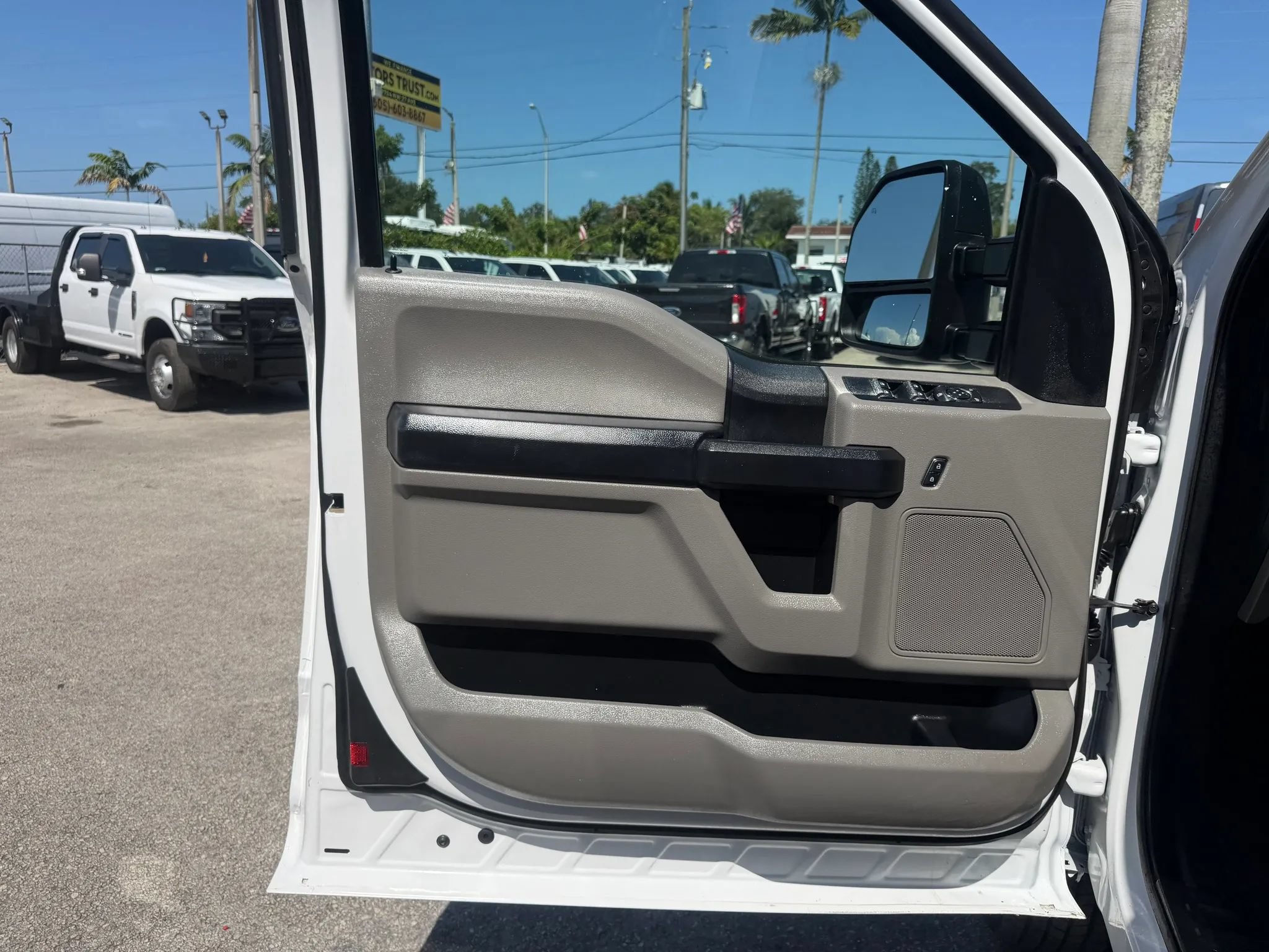Used 2021 Ford F250 XL w/ Power Equipment Group AWD/4WD image 10