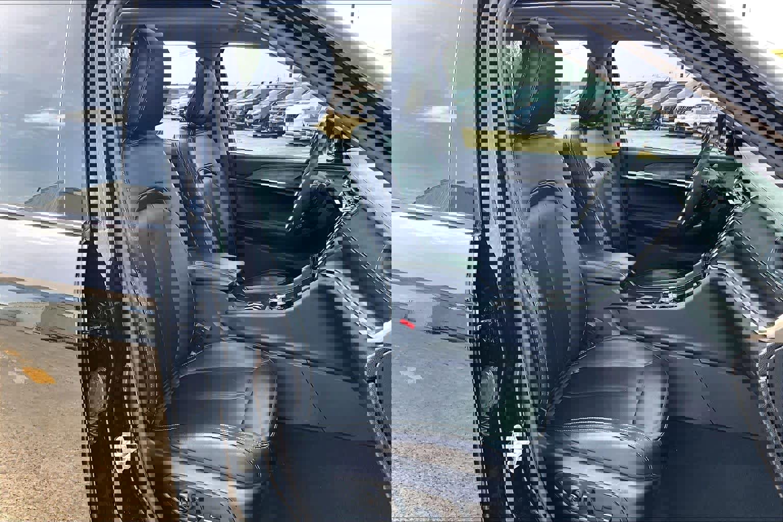 Used 2023 Jeep Grand Cherokee Limited image 9