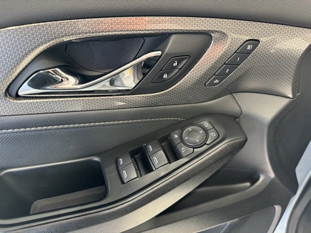 Used 2023 Chevrolet Traverse Premier w/ LPO, Floor Liner Package image 6