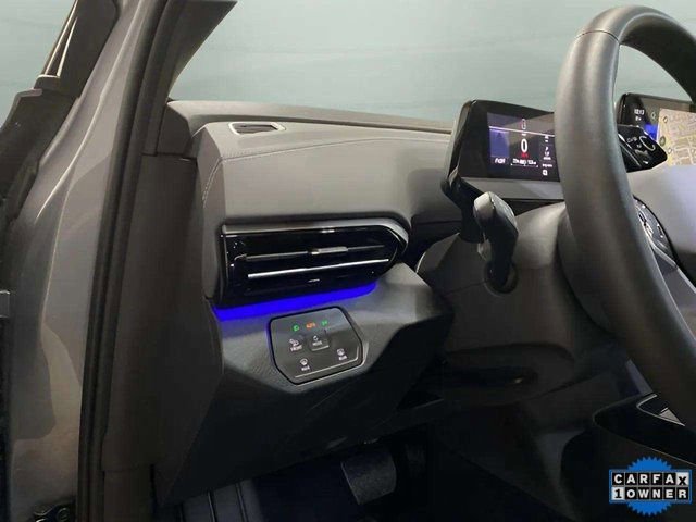 Used 2023 Volkswagen ID.4 S image 17
