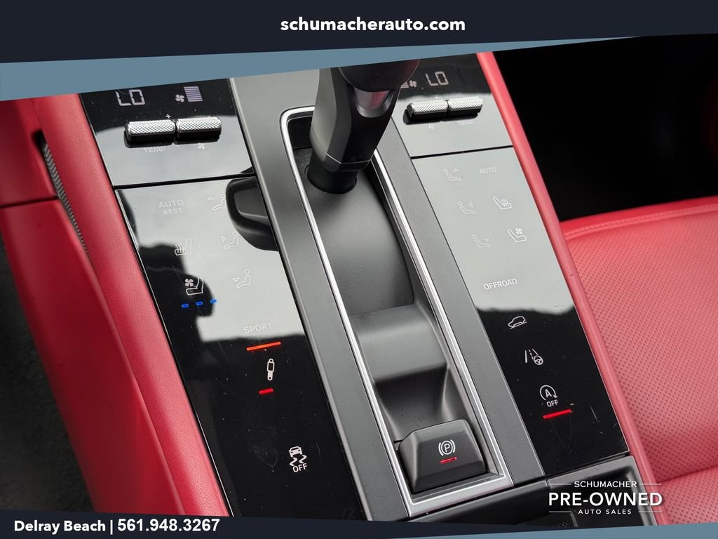 Used 2022 Porsche Macan S AWD/4WD image 25