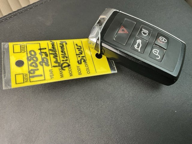 Used 2021 Land Rover Discovery Sport SE image 26