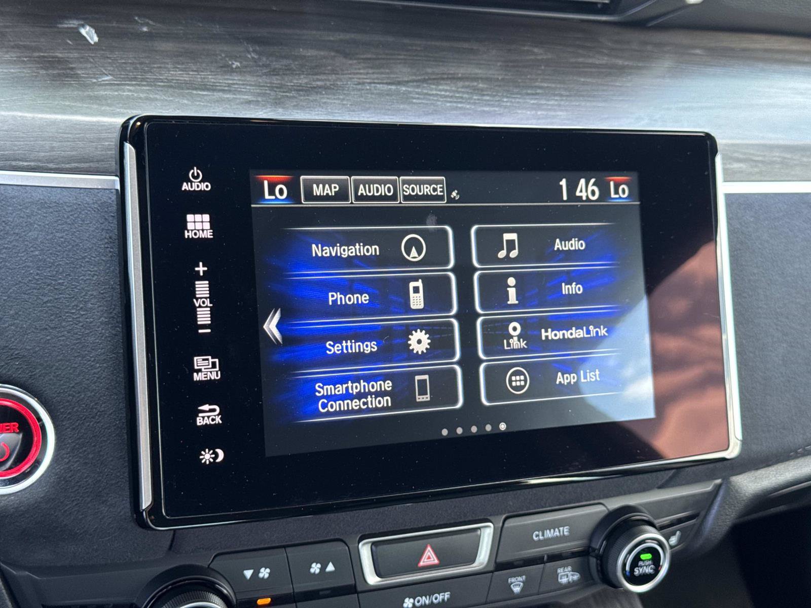 Certified 2019 Honda Clarity Touring image 13
