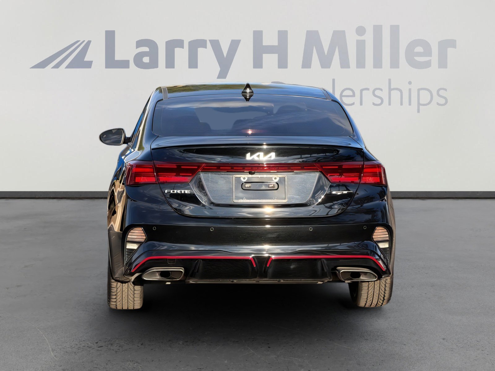 Used 2023 Kia Forte GT w/ GT2 Package image 6