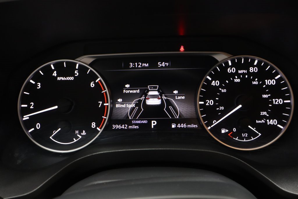 Certified 2025 Nissan Rogue SV image 27