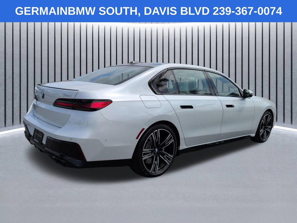 Certified 2025 BMW 760i xDrive AWD/4WD image 5