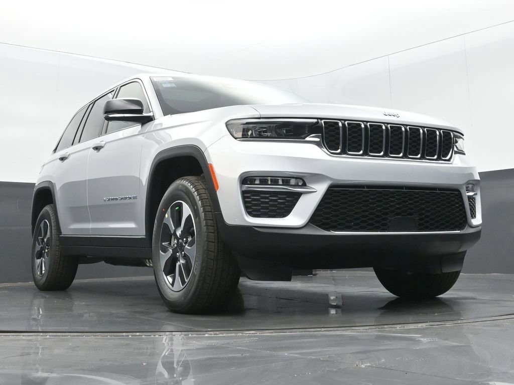 New 2024 Jeep Grand Cherokee Limited 4xe image 34