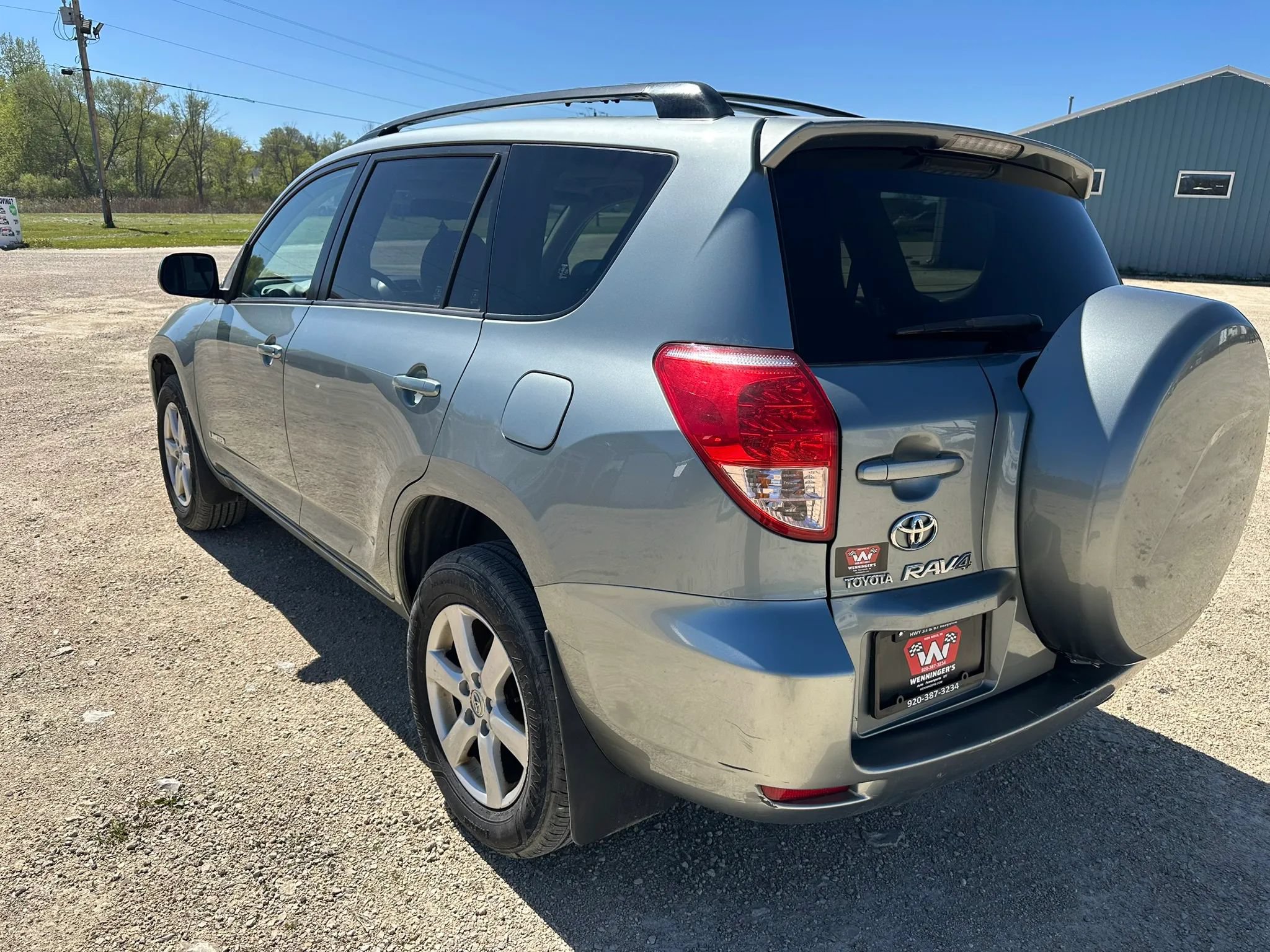 Used 2006 Toyota RAV4 Limited AWD/4WD image 8