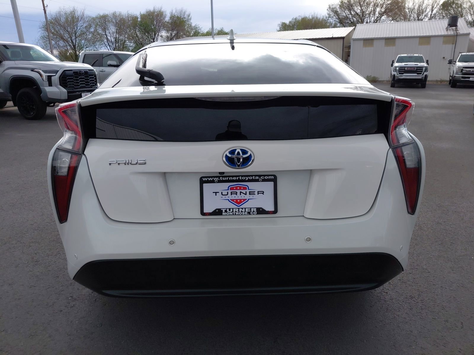 Certified 2018 Toyota Prius Two w/ Prius Two Safety Plus Package FWD image 4