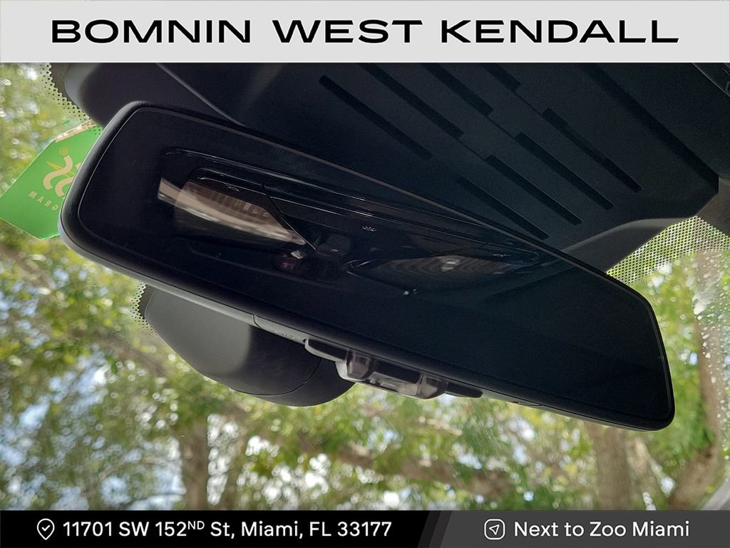 Used 2025 BMW X5 M60i image 23