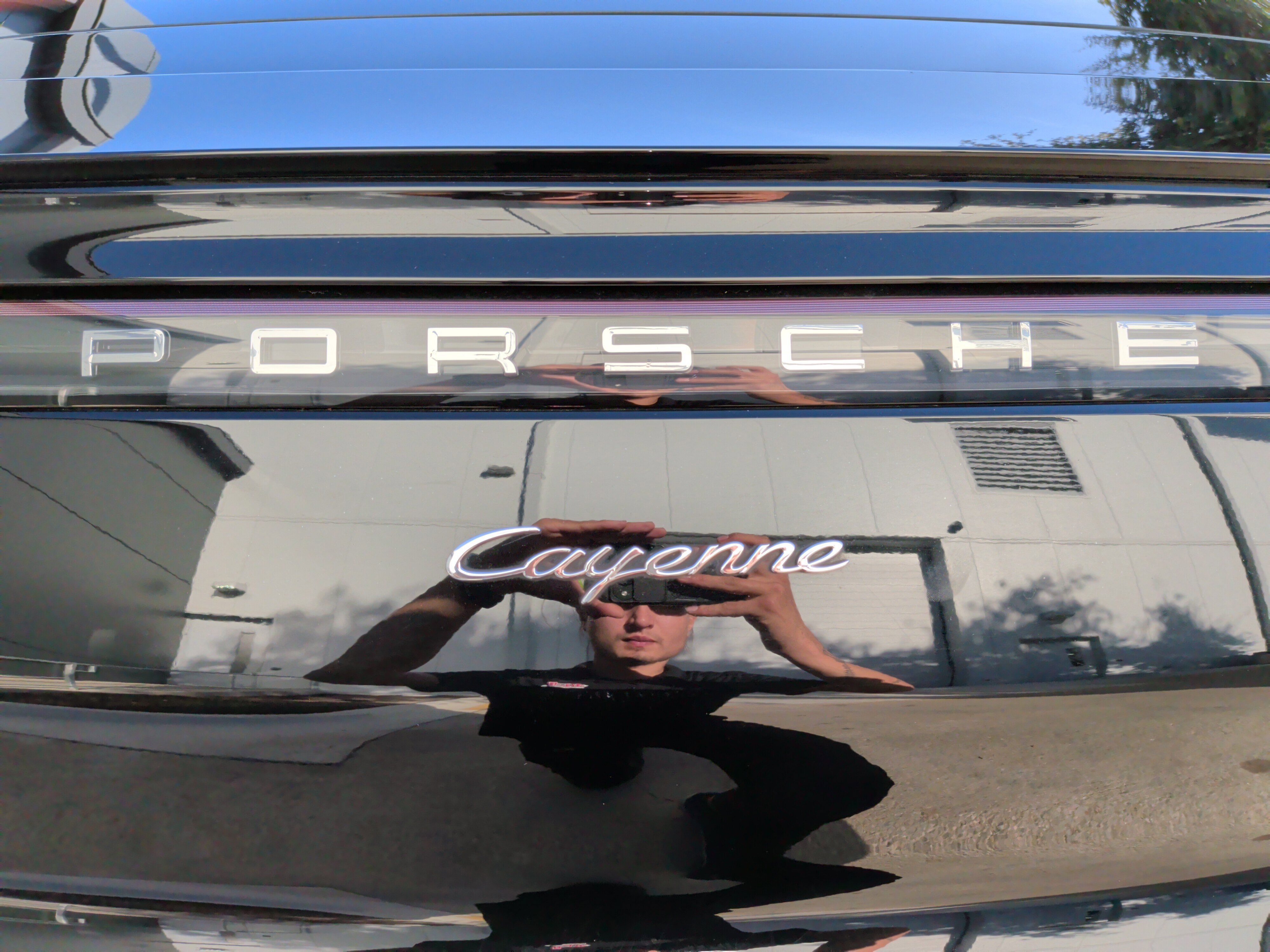 Used 2021 Porsche Cayenne Coupe image 38