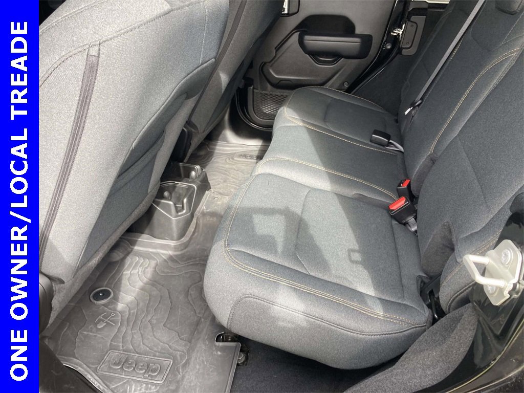 Used 2024 Jeep Wrangler Sport S image 12