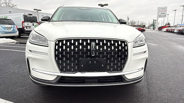 Used 2023 Lincoln Corsair Reserve w/ Rear Removable Package Tray image 30