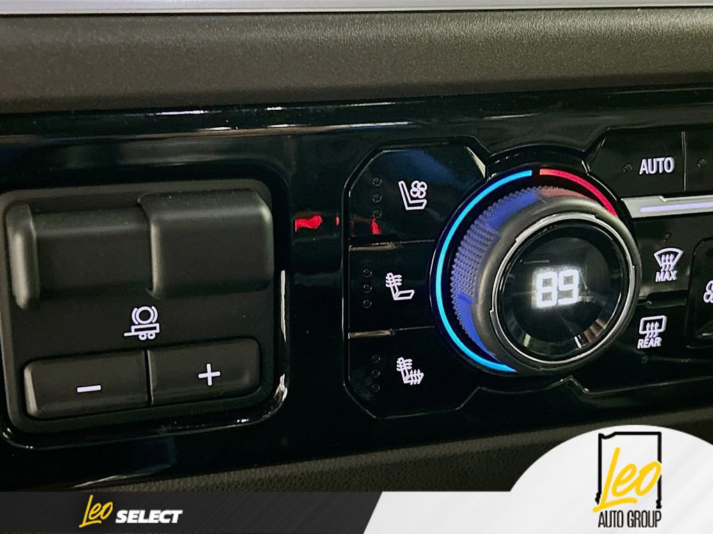 Certified 2022 Chevrolet Silverado 1500 High Country w/ High Country Premium Package image 21