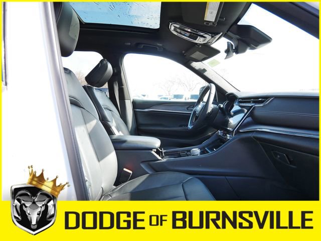 Used 2023 Jeep Grand Cherokee L Overland image 14