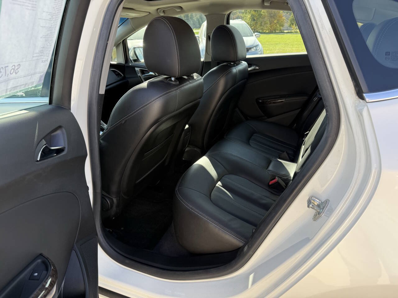 Used 2012 Buick Verano Leather FWD image 6