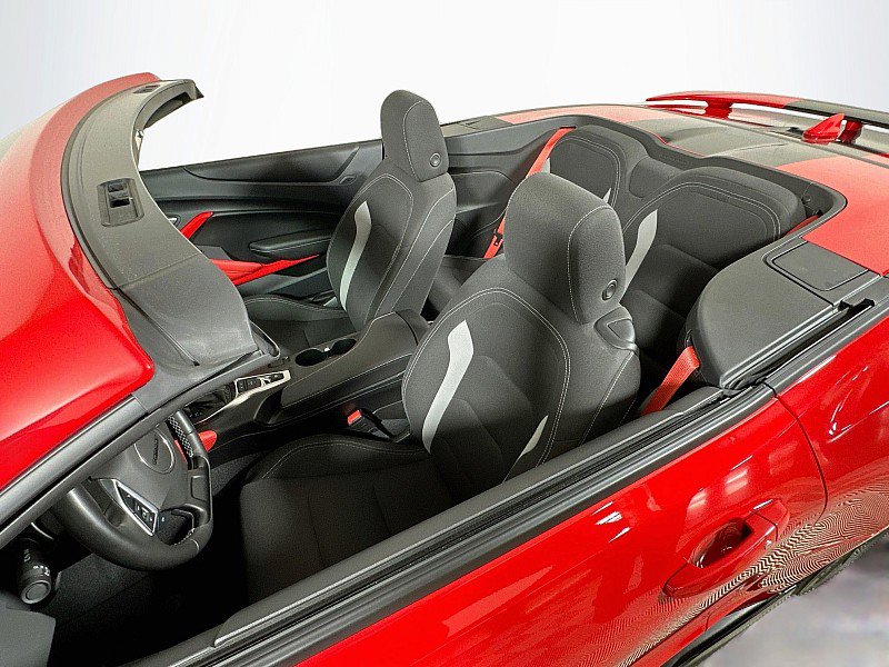 Used 2022 Chevrolet Camaro LT RWD image 13