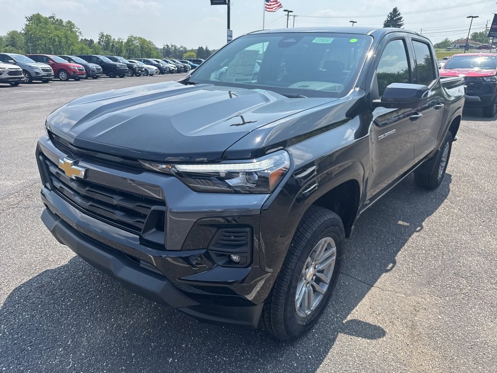 New 2025 Chevrolet Colorado LT w/ LT Convenience Package image 4