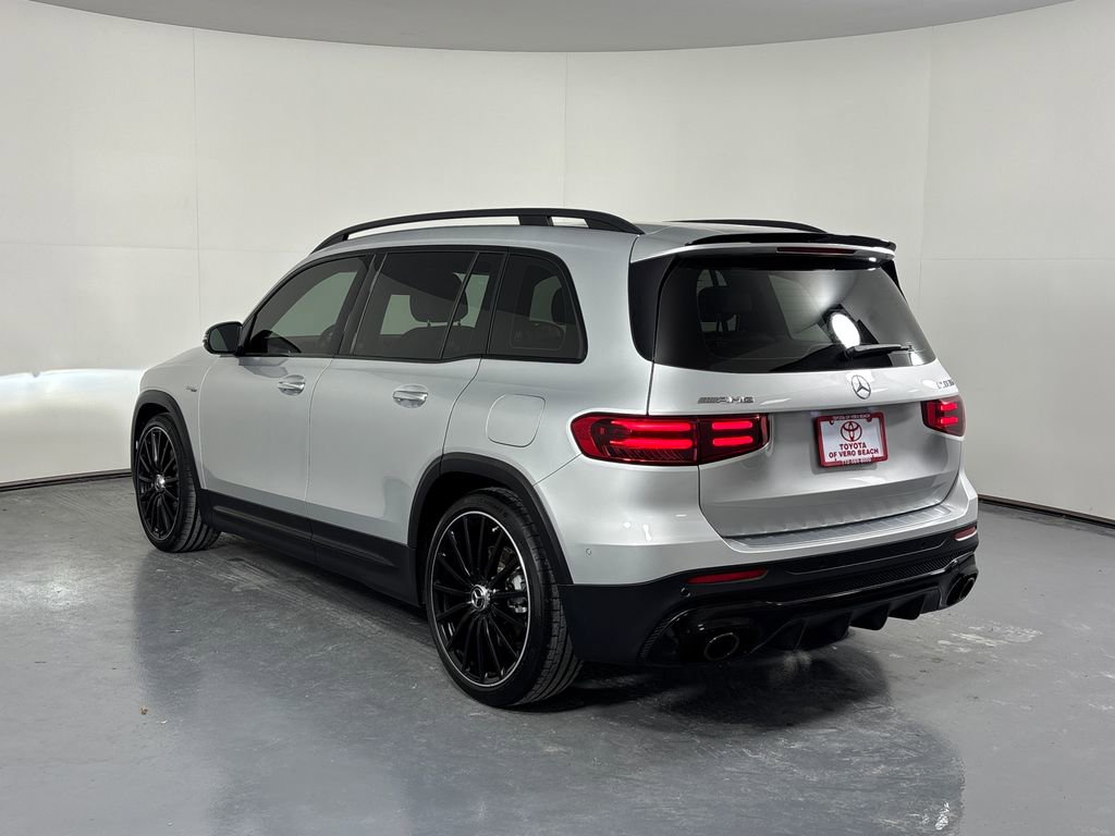 Used 2024 Mercedes-Benz GLB 35 AMG 4MATIC image 4
