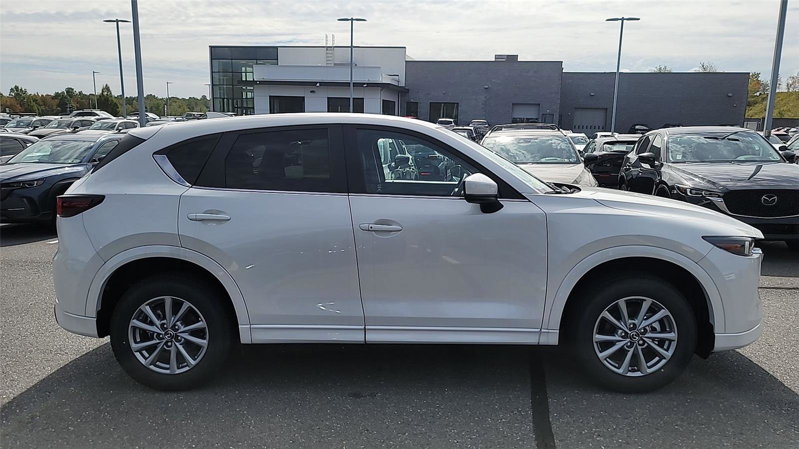 New 2025 MAZDA CX-5 AWD 2.5 S w/ Select Package image 7